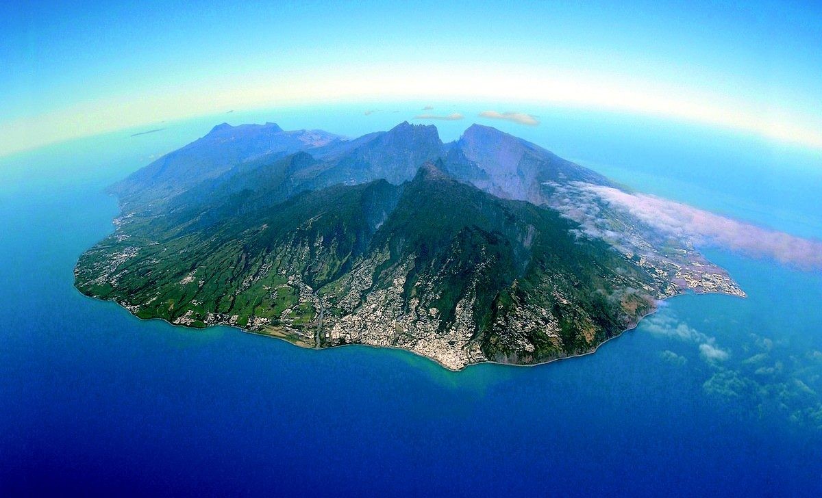 A très bientôt sur l'île de la Réunion avec Expedom